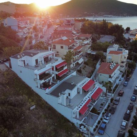 Aelia Apartments Nea Peramos  Exterior photo