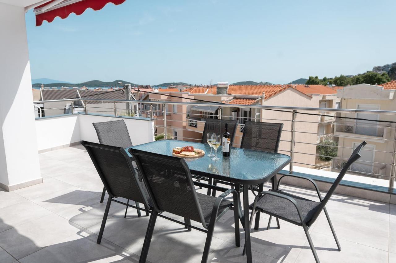 Aelia Apartments Nea Peramos  Exterior photo