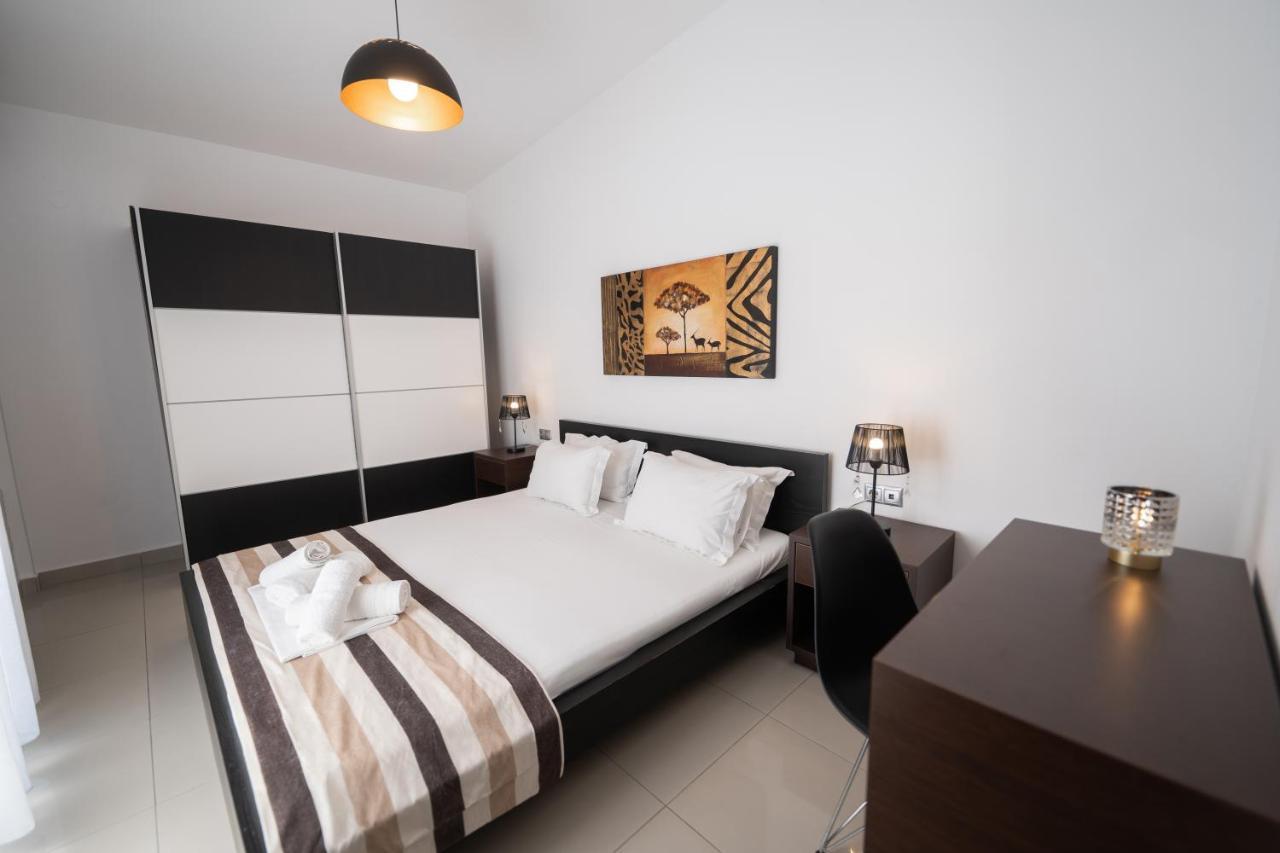 Aelia Apartments Nea Peramos  Exterior photo