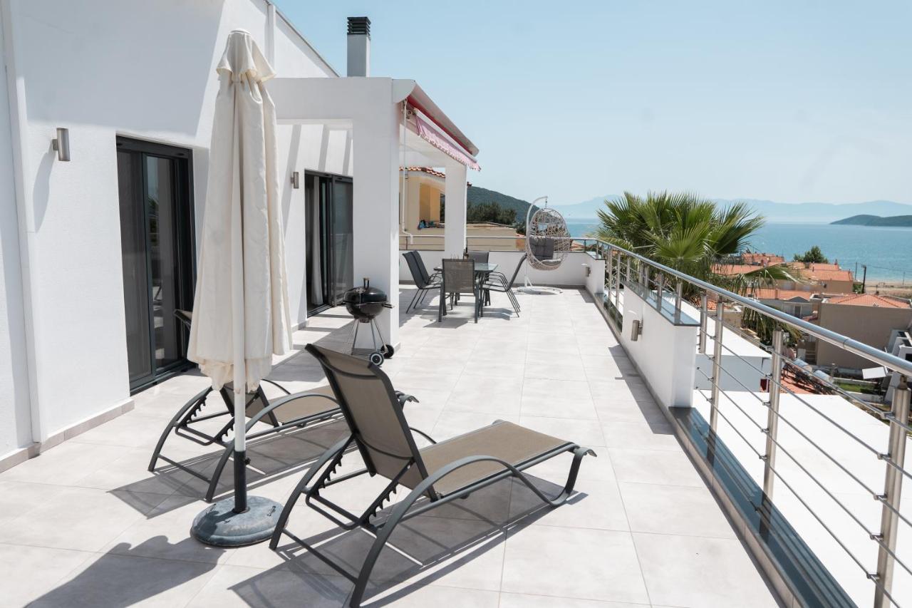 Aelia Apartments Nea Peramos  Exterior photo