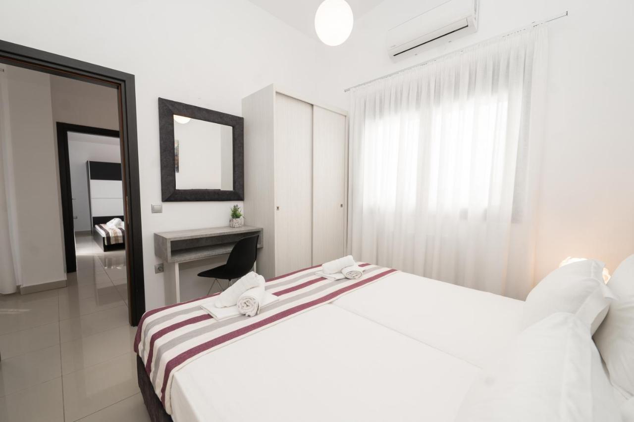 Aelia Apartments Nea Peramos  Exterior photo