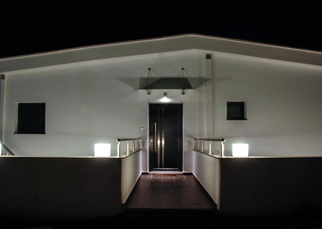 Aelia Apartments Nea Peramos  Exterior photo