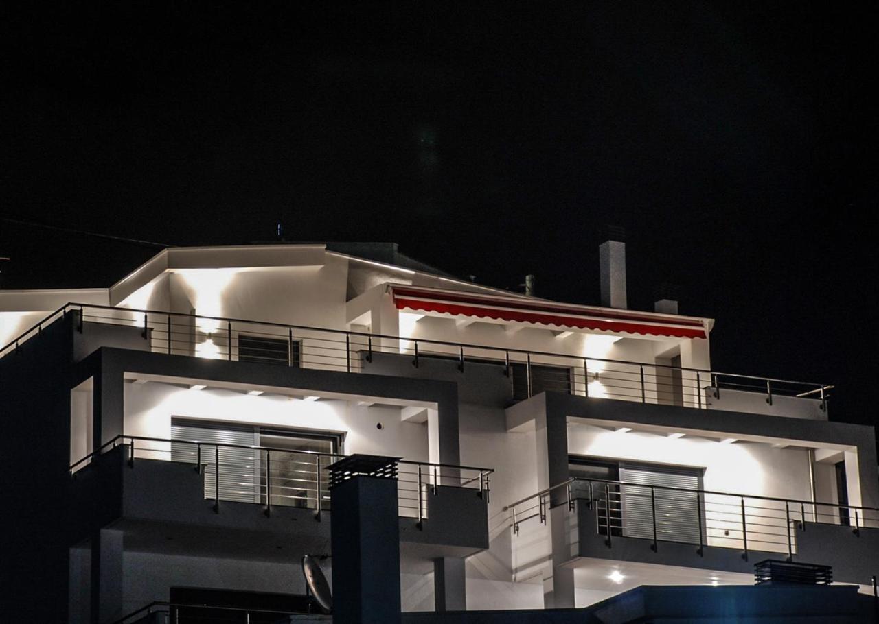 Aelia Apartments Nea Peramos  Exterior photo